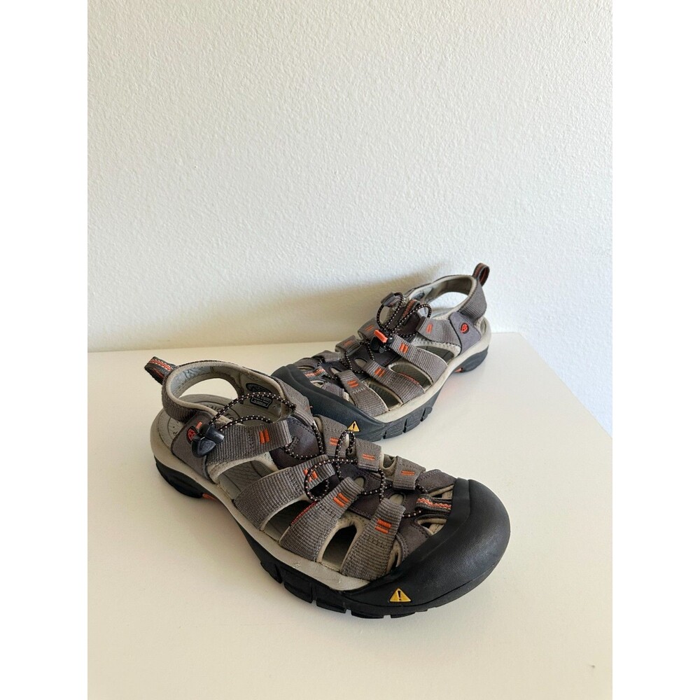 Keen Newport H2 Hiking Sandals Adjustable Strap Gray Waterproof Camp Men's 11.5